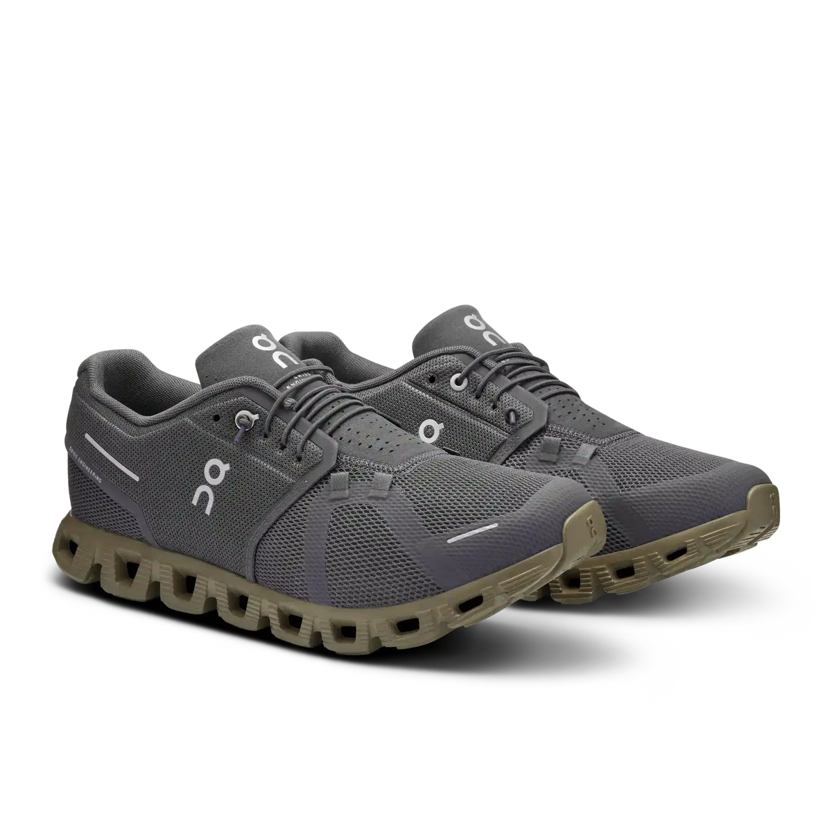 On Running Cloud 5 Eclipse Grove On Running - Shoe size: UK 7 Sneakers | Shop From The Mirage